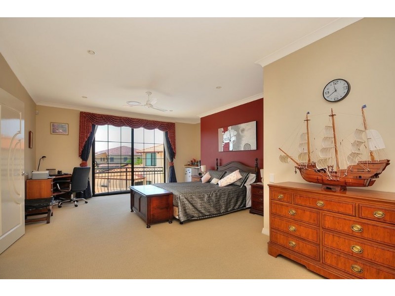 64 Peach Drive, Robina QLD 4226