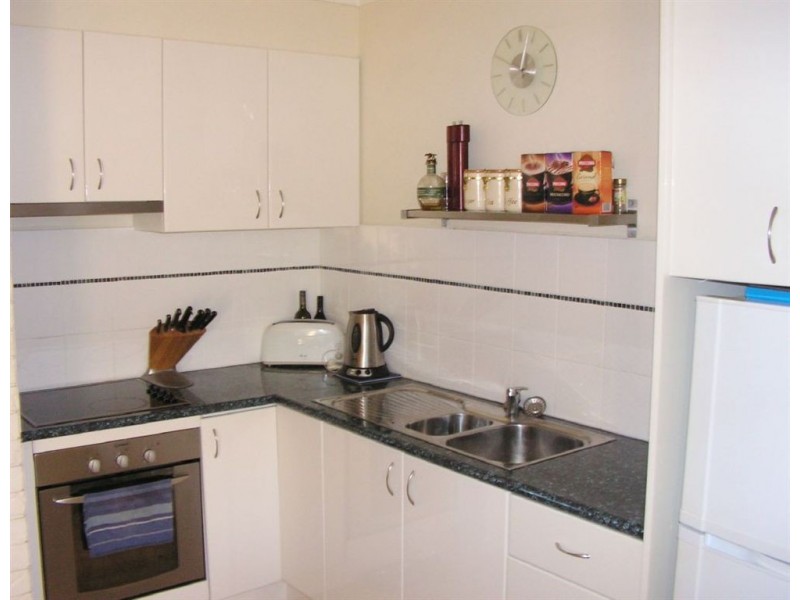 17/1921 Gold Coast Hwy, Burleigh Heads QLD 4220