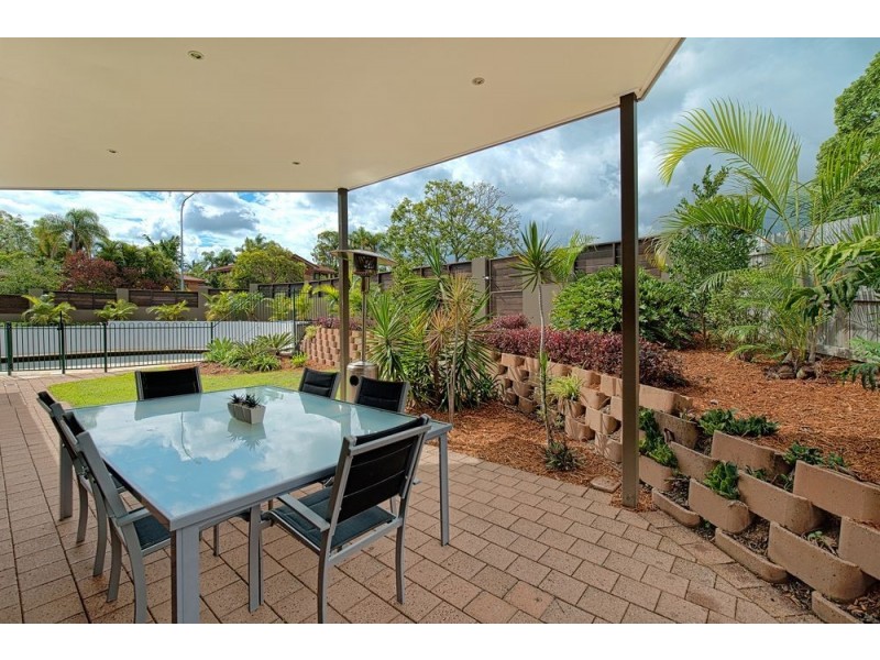 1 Dearne Place, Carrara QLD 4211