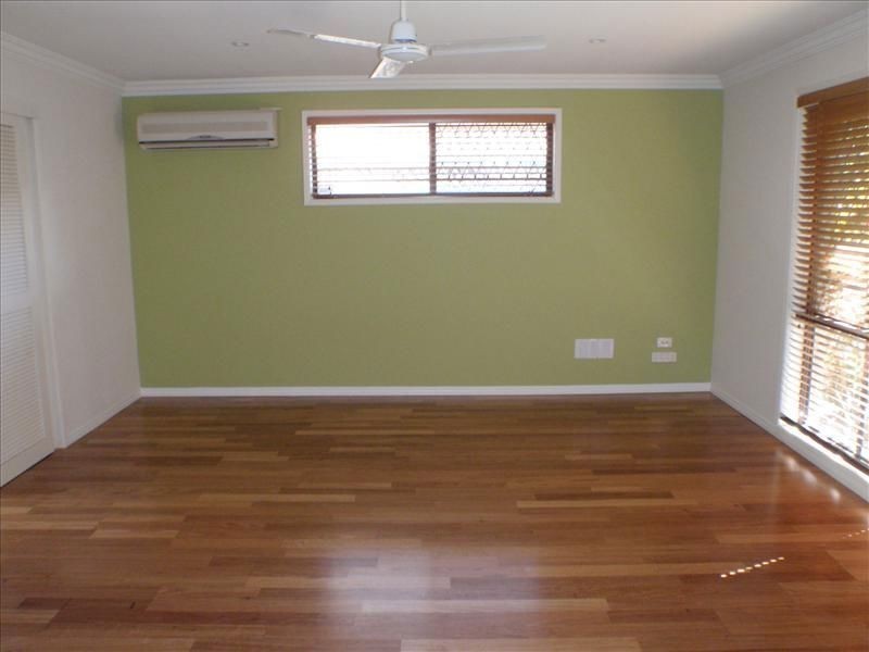 45 Rawlinna Drive, Mermaid Waters QLD 4218