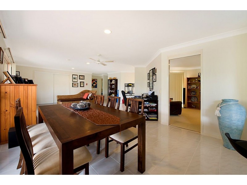 23 Port Jackson Boulevard, Clear Island Waters QLD 4226
