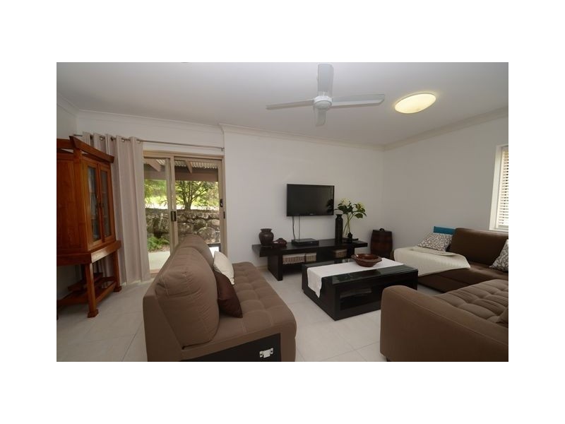 6 Hidden Valley Road, Bonogin QLD 4213