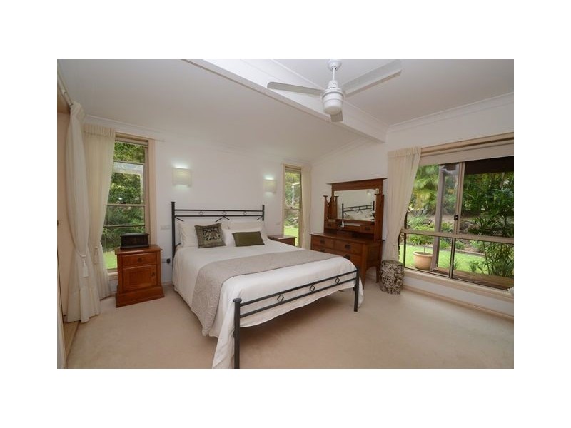 6 Hidden Valley Road, Bonogin QLD 4213