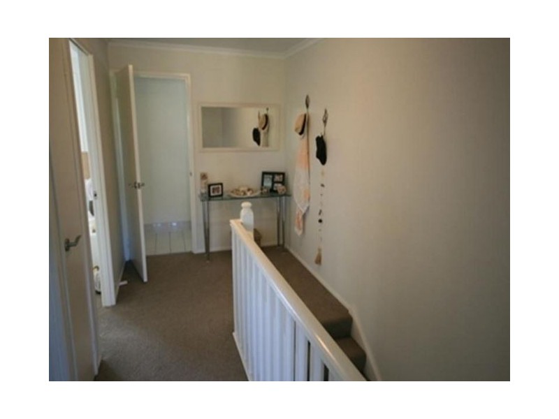 1/251 Christine Avenue, Varsity Lakes QLD 4227