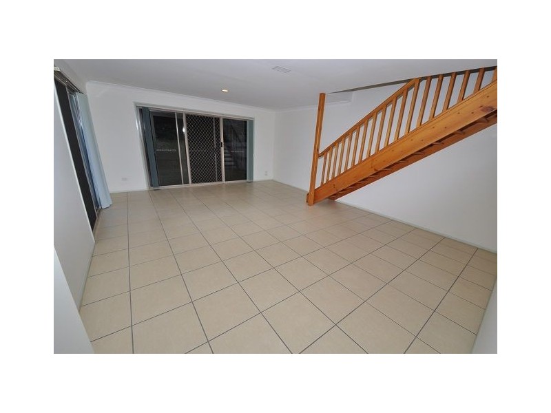 6/130 Plateau Crescent, Carrara, Carrara QLD 4211