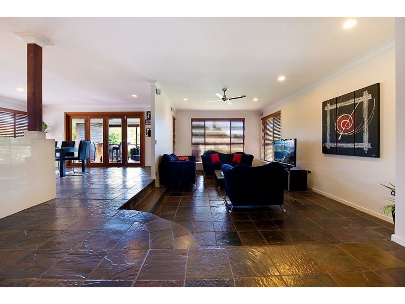 107 Witt Avenue, Carrara QLD 4211