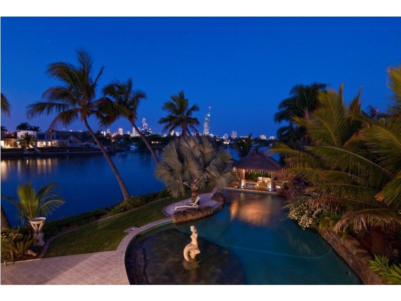 171 MONACO STREET, Broadbeach Waters QLD 4218