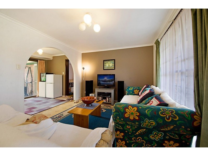 3 Rotorua Place, Clear Island Waters QLD 4226