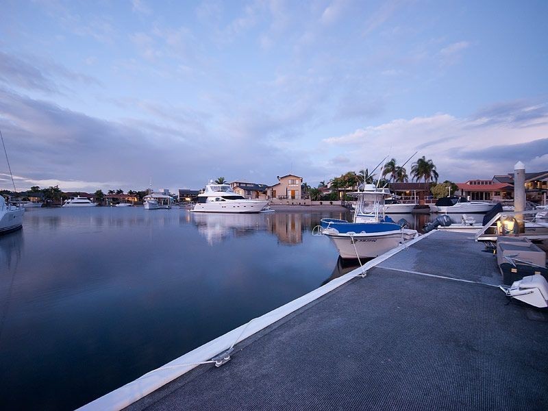 20 Kavieng Crescent, Runaway Bay QLD 4216