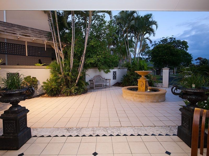 20 Kavieng Crescent, Runaway Bay QLD 4216
