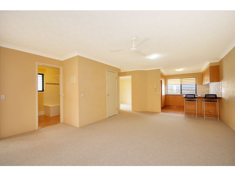 9/13-15 Johnston Street, Southport QLD 4215