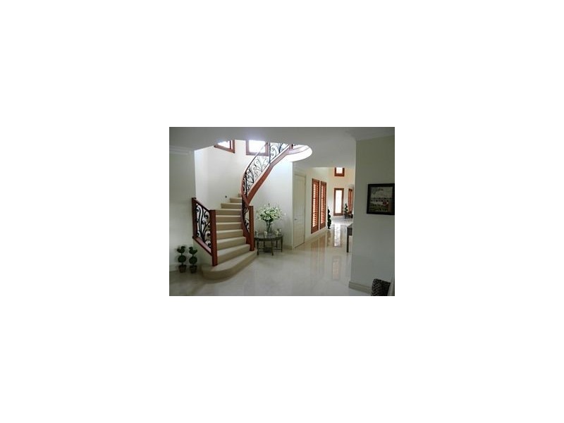 3102 Riverleigh Drive, Hope Island QLD 4212