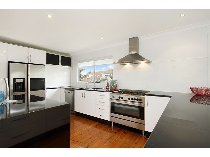 15A Lotus Avenue, Hollywell QLD 4216