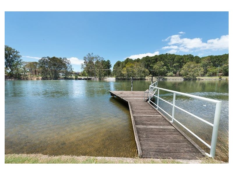 60/215 Cottesloe Drive, Mermaid Waters QLD 4218