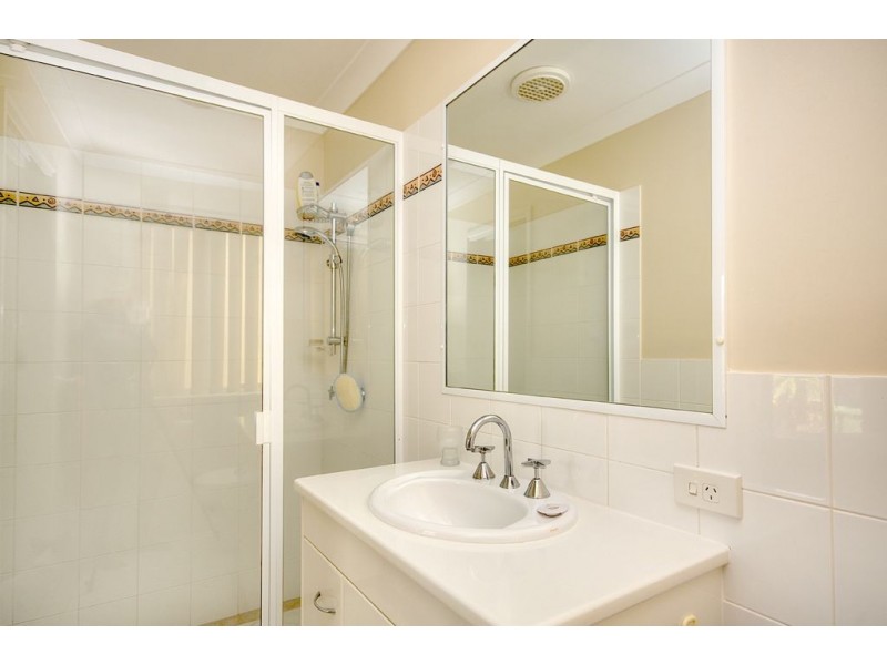70/45 Swanton Drive, Mudgeeraba QLD 4213