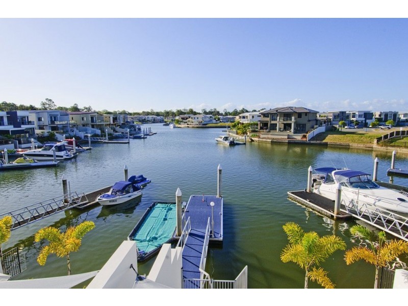 1/27 Compass Drive, Biggera Waters QLD 4216