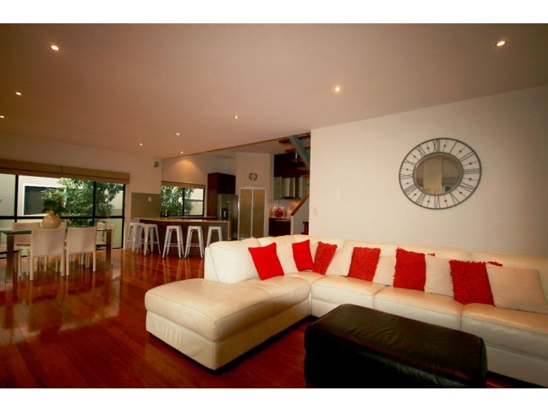 21 Corvus Way, Robina QLD 4226