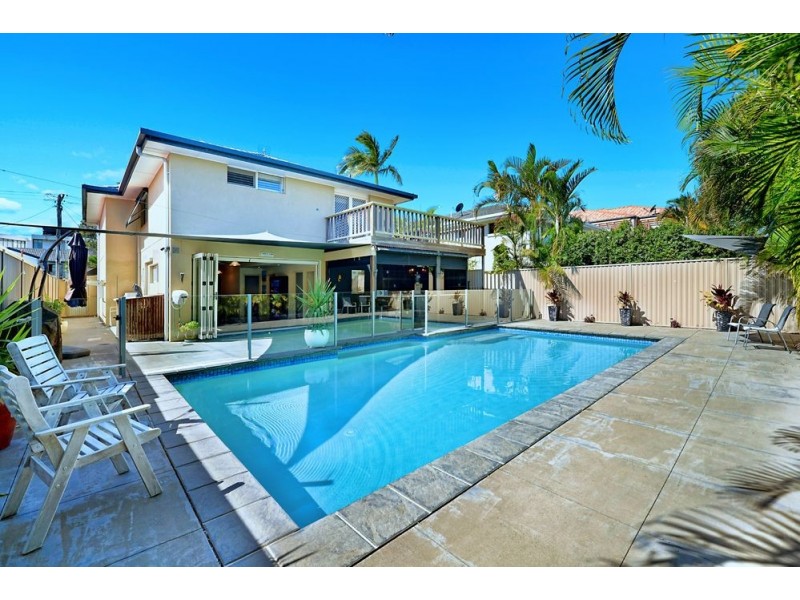 24 Killowill Avenue, Paradise Point QLD 4216