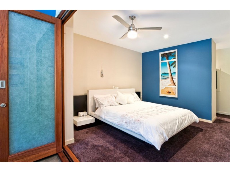 24 Killowill Avenue, Paradise Point QLD 4216