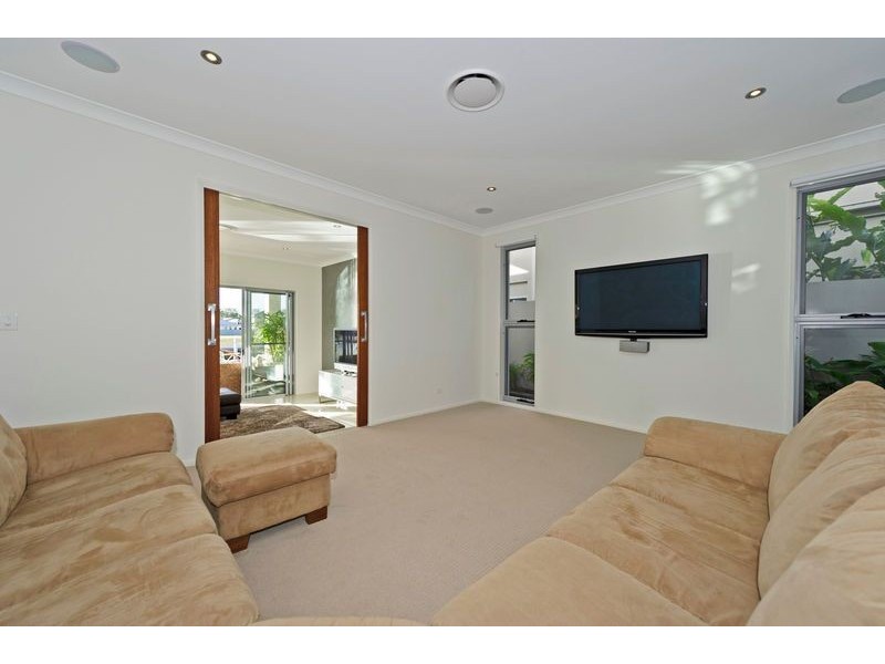 31 South Quay Drive, Biggera Waters QLD 4216