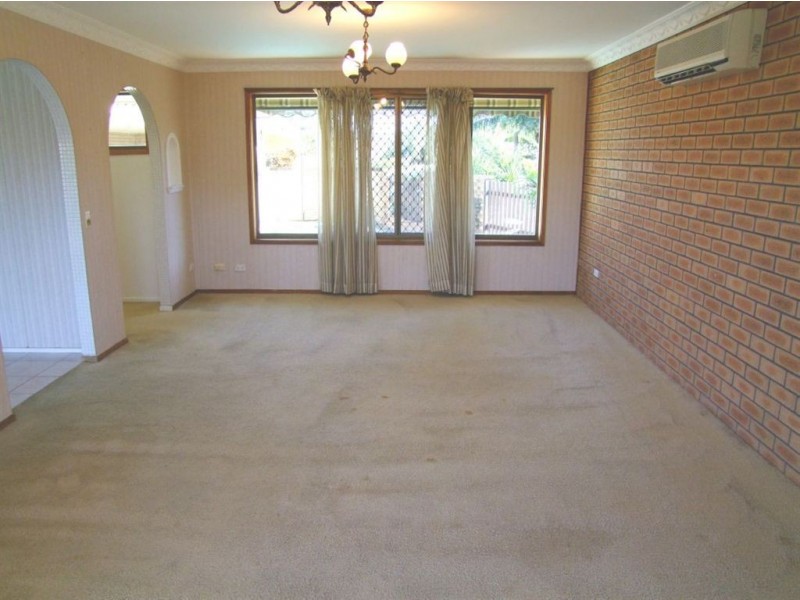 16 Aroona Avenue, Broadbeach Waters QLD 4218