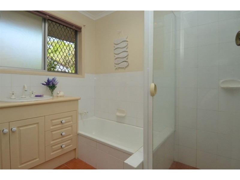 14 Wallace Street, Southport QLD 4215