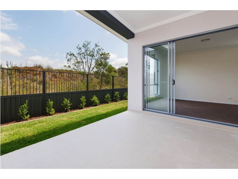 2/16 Compass Drive, Biggera Waters QLD 4216