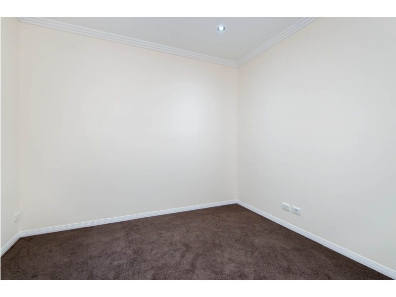 2/16 Compass Drive, Biggera Waters QLD 4216