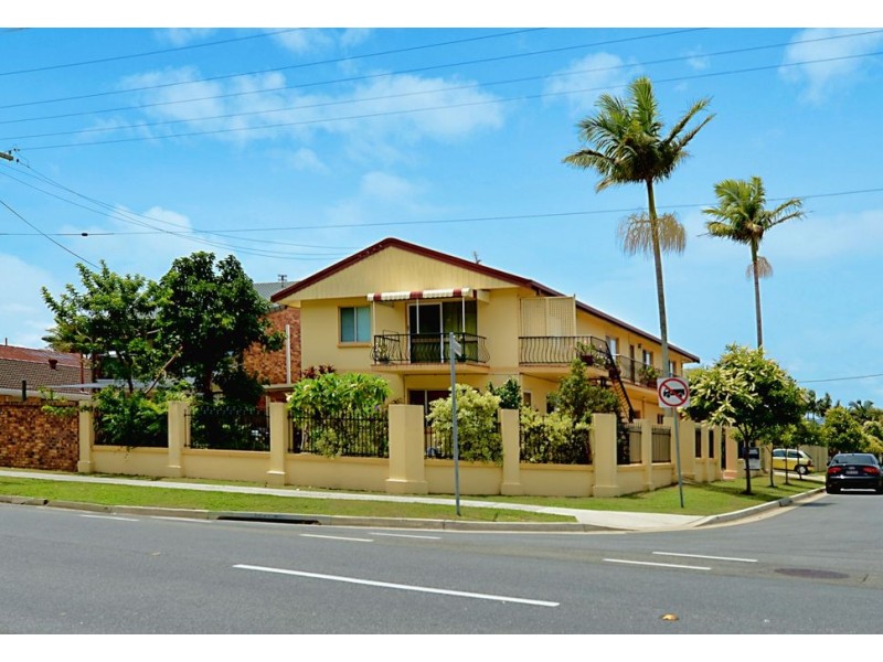 2/29 Mallard Avenue, Paradise Point QLD 4216