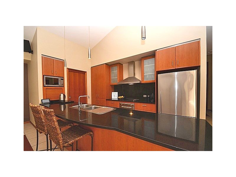 4 Palma Crescent, Varsity Lakes QLD 4227