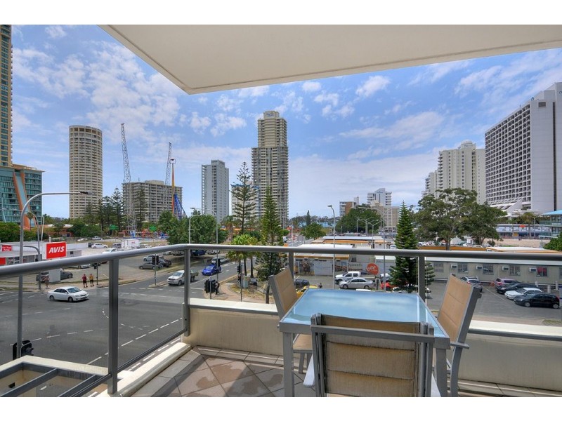 604/18 Cypress Ave, Surfers Paradise QLD 4217