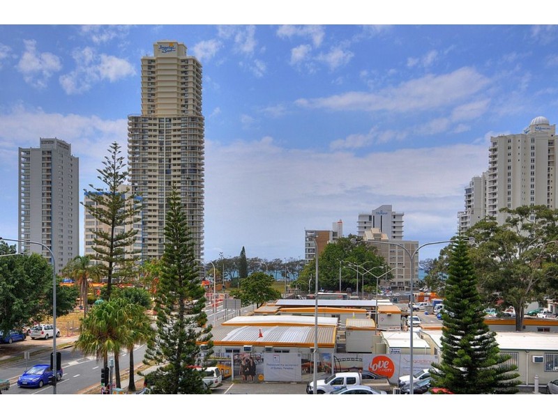 604/18 Cypress Ave, Surfers Paradise QLD 4217