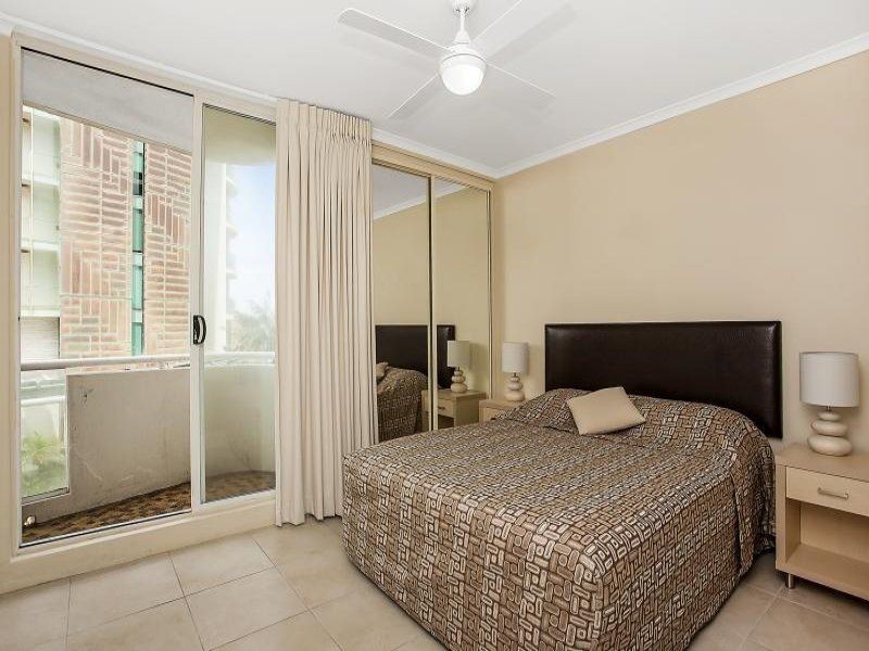 4 Clifford Street, Surfers Paradise QLD 4217