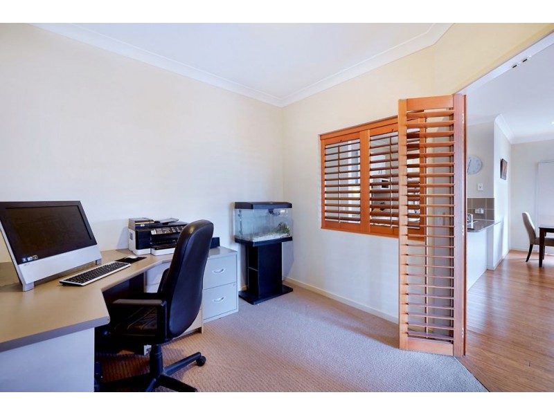 2/9 Palma Crescent, Varsity Lakes QLD 4227