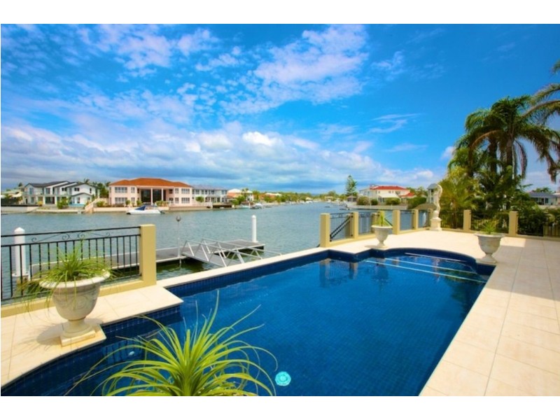 41 Cockleshell Court, Runaway Bay QLD 4216