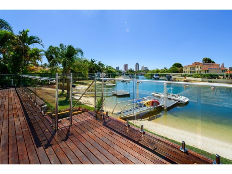 6 Rio Vista Boulevard, Broadbeach Waters QLD 4218