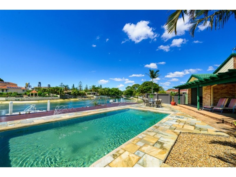6 Rio Vista Boulevard, Broadbeach Waters QLD 4218