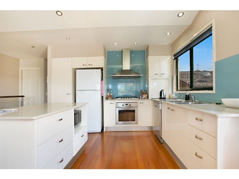 2/6 Nankeen Avenue, Paradise Point QLD 4216