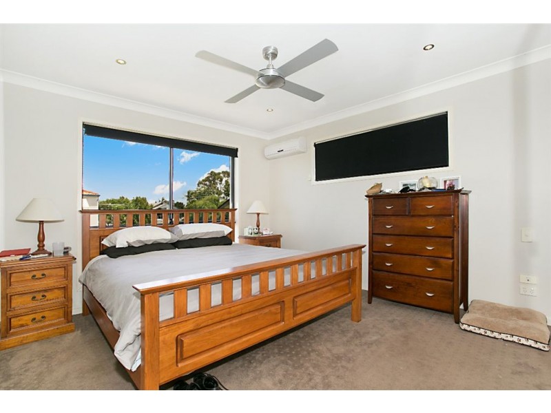 2/6 Nankeen Avenue, Paradise Point QLD 4216