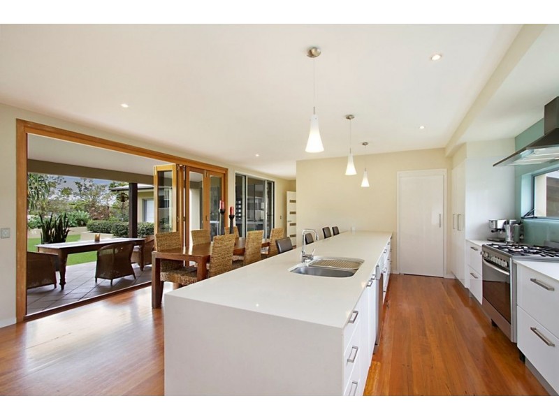 37 Samuel Drive, Tallebudgera QLD 4228