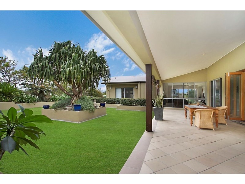 37 Samuel Drive, Tallebudgera QLD 4228