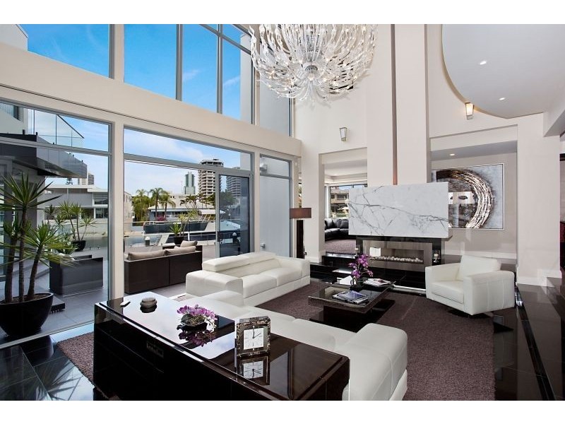 Paradise Waters QLD 4217