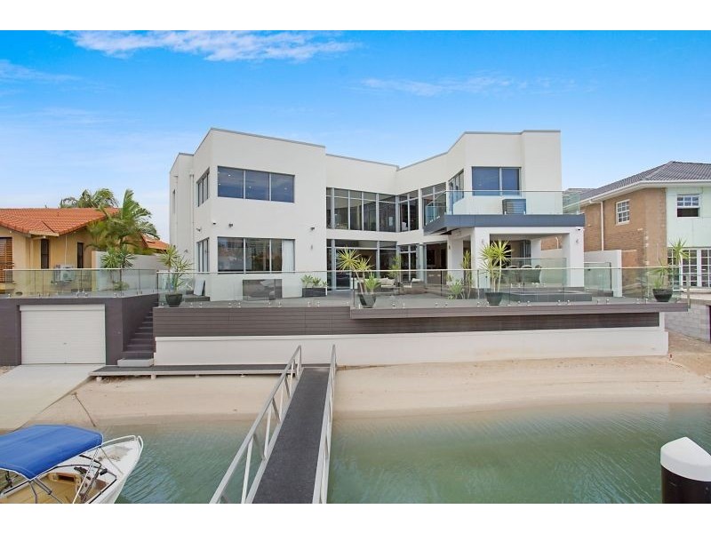 Paradise Waters QLD 4217