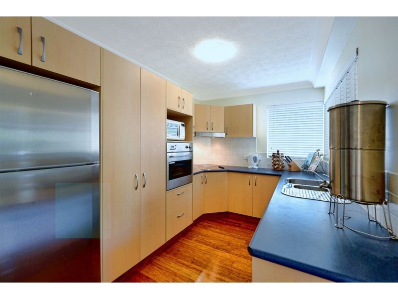 1/62 Brighton Street, Biggera Waters QLD 4216