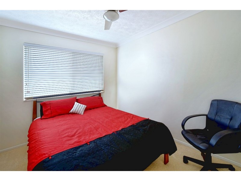 1/62 Brighton Street, Biggera Waters QLD 4216