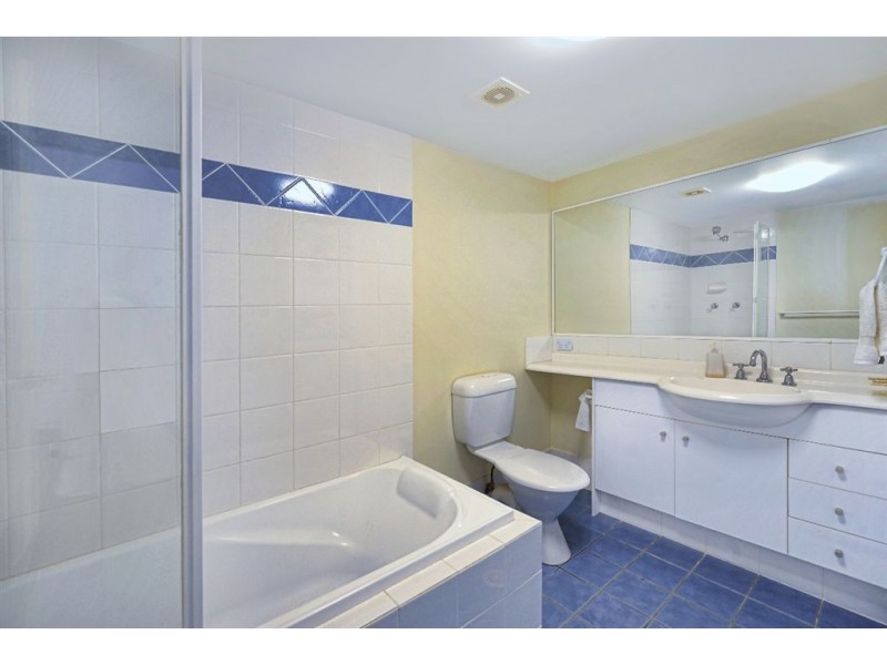 1/62 Brighton Street, Biggera Waters QLD 4216