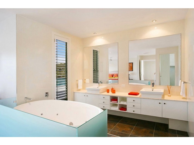 1 Keel Court, Currumbin QLD 4223