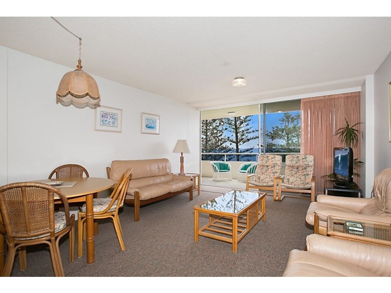 10/12 Goodwin Terrace, Burleigh Heads QLD 4220