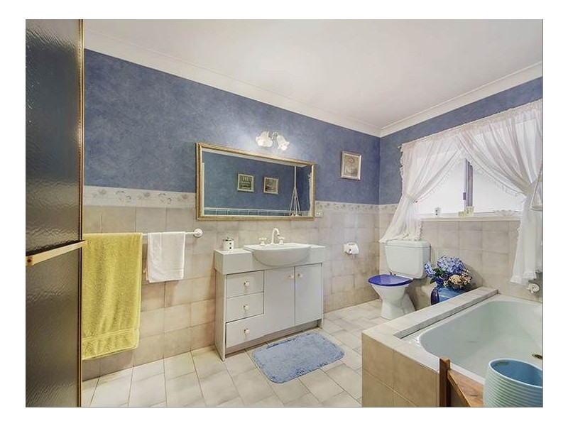 51 Clarence Drive, Helensvale QLD 4212