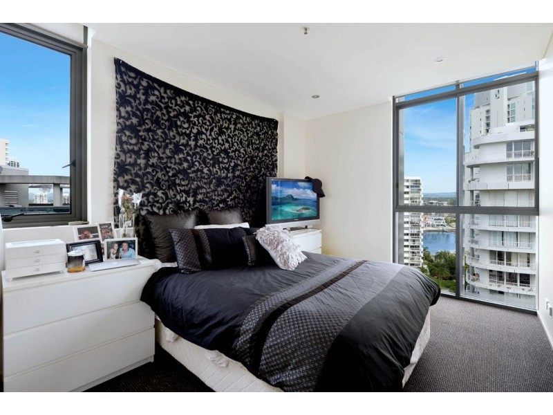 1301/18 Cypress Ave, Surfers Paradise QLD 4217